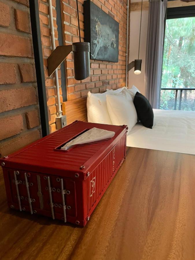 Hotel Oxu Solo Adultos Valle de Bravo Zewnętrze zdjęcie
