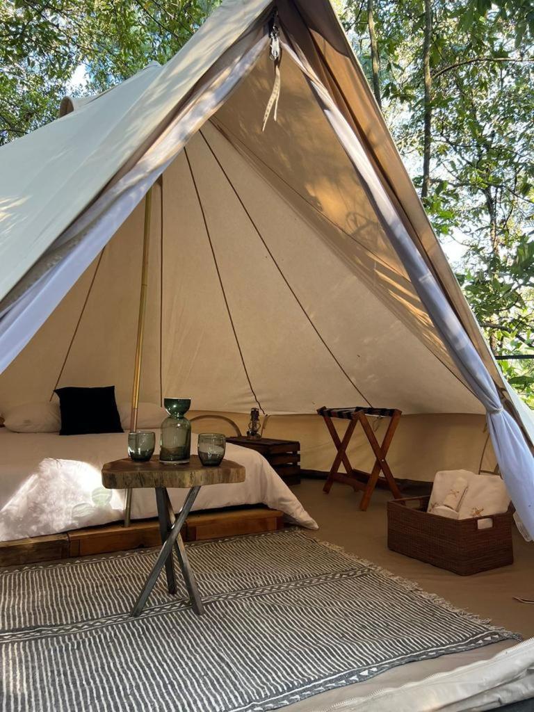 Hotel Oxu Solo Adultos Valle de Bravo Zewnętrze zdjęcie